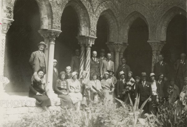 Group of visitors in Monreale. 1924