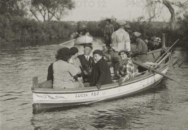 By boat on the Ciane. 1924