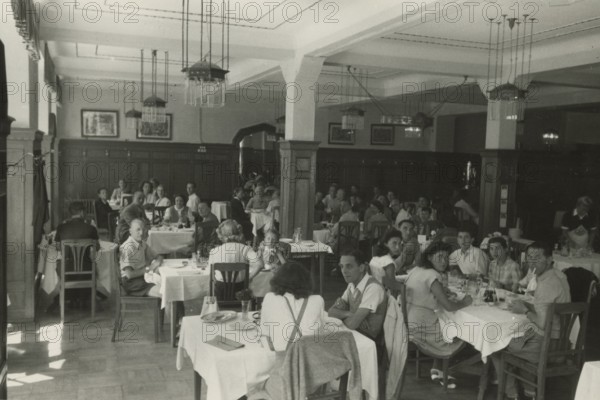 Dining room of the Albergo Posta in Trafoi. 1947
