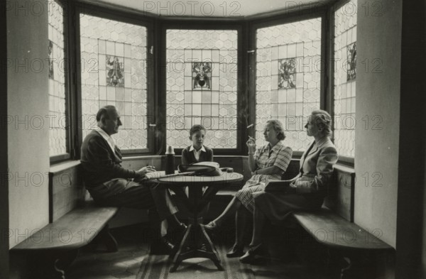 The lounge of the Post Hotel in Trafoi. 1947