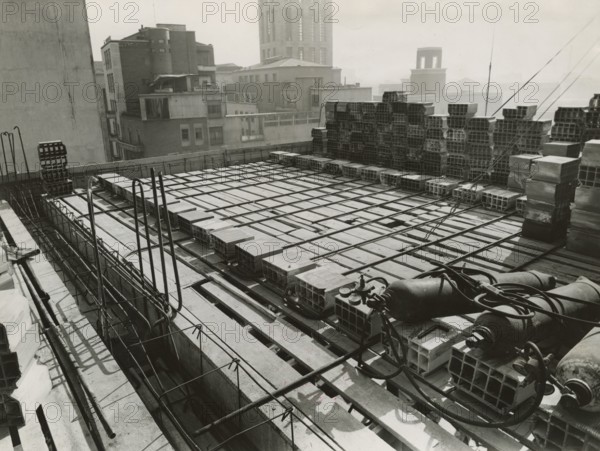 The Alfa Guastalla condominium in Milan under construction. 1957