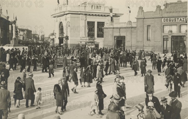 The Milan Trade Fair was packed with visitors.. 1929