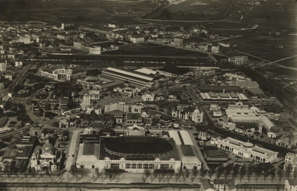 Aerial view of the Milan Trade Fair. 1929