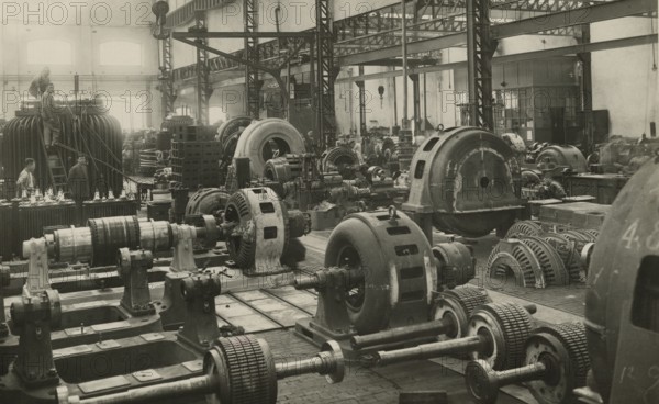 Workers at work in the Ercole Marelli plant in Milan. ca. 1940