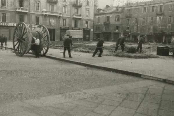 Roadworks in Milan. ca. 1940