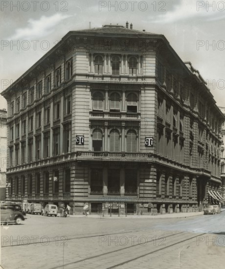 The first headquarters of the Italian Touring Club, in Via Rovello. ca. 1895
