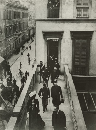 Parade in Via Dante. 1905