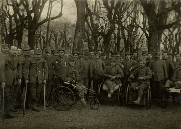 Mutilated assisted by the Red Cross