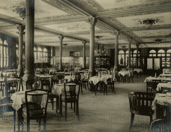 The restaurant at La Rinascente department store in Milan