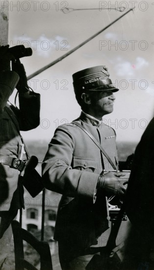 King Victor Emmanuel III at the front.