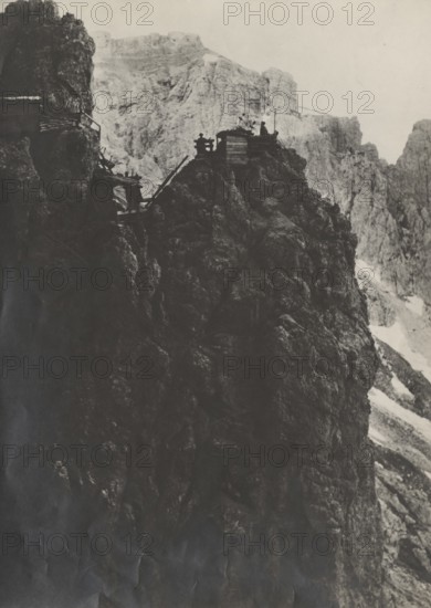 An observatory on Lagazuoi, in Cadore.