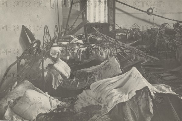 The civil hospital in Venice hit by a bombing.