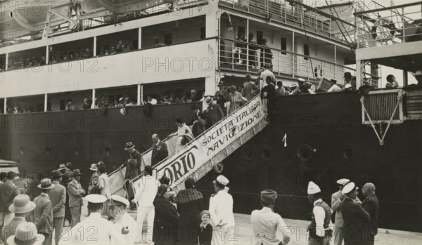 Hikers disembark in Tripoli.