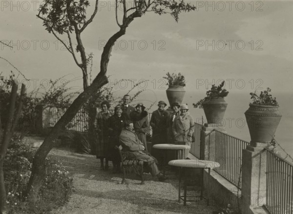 Stop on the terrace of the Hotel San Domenico in Taormina. 
	
		1924