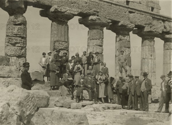 Group portrait in front of the Temple of Juno in Agrigento. 1924