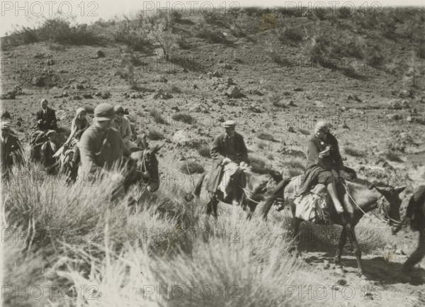 Towards the camp on Etna. 1924