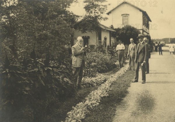The jury of the 1929 Stazioni Fiorite competition. 1929