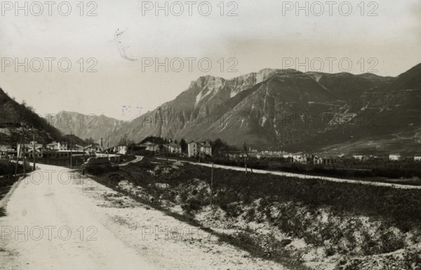 View of Piovene Rocchette and Mount Cengio. 1915-1918  before 1928