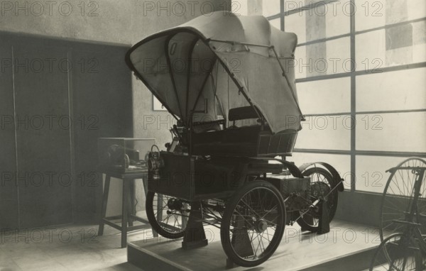 De Dion-Bouton Automobile. 1896-1900 1954