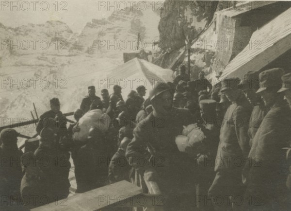 Frederick Johnson in a car leaving for the front. 1915