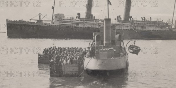 Serbian troops board Italian ships off the Albanian coast.