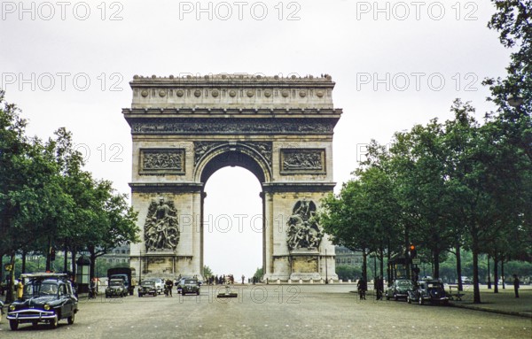 Arc de Triomphe, Paris, France 1956.