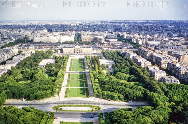 Parc du Champ de Mars park, central Paris, France, 1956.