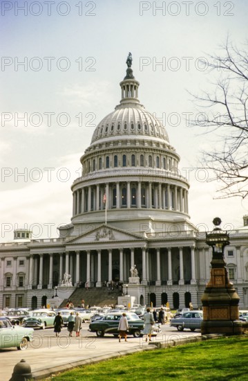 United States Capitol building, Washington DC, USA c 1953.