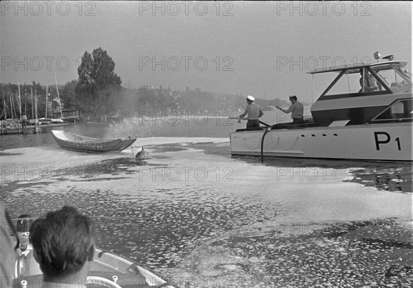 New boat for the water rescue police, Zurich 1972