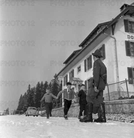 Christmas Eve 1956: border guard Les Charbonnieres
