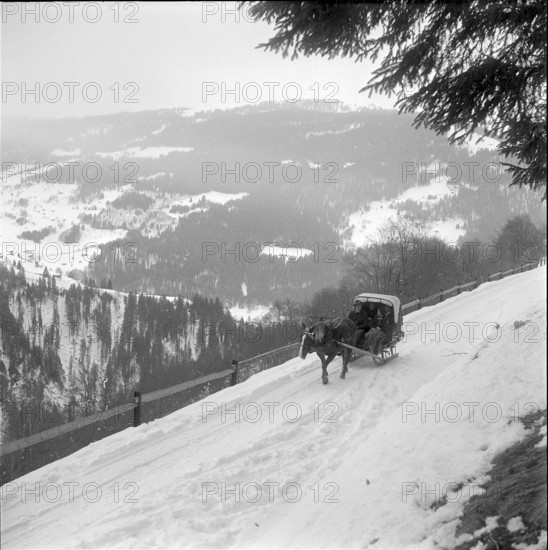 Post sleigh in the Grisons 1953