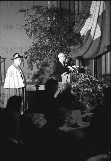 Reception for federal president Willy Spuhler in Zurich, 1967