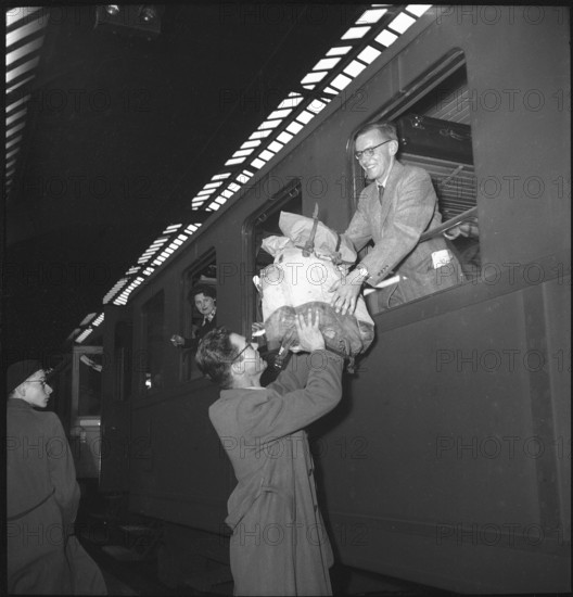 Departure of the Swiss Arctic expedition 1950