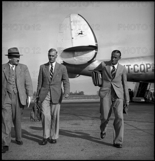 Swiss Himalaya expedition 1949: Return of the doctor Wyss-Dunant and of the mountain guide Jakob Pargatzi