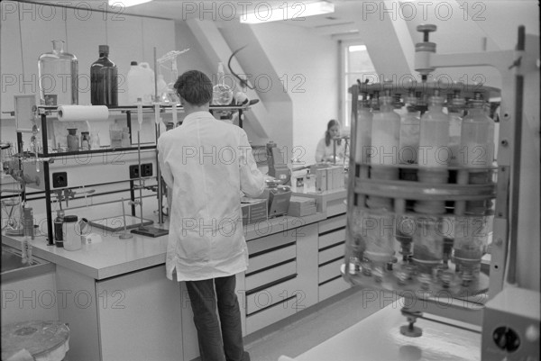 Chemical laboratory, city of Zurich 1969