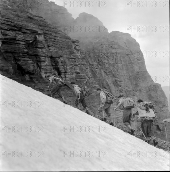 Recovery of two Italian and two German alpinists at the Eiger north face 1957