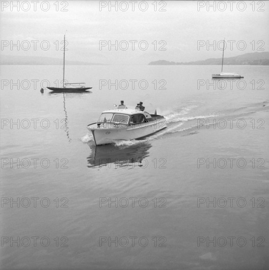 Water rescue police of the cantonal police Zurich 1957