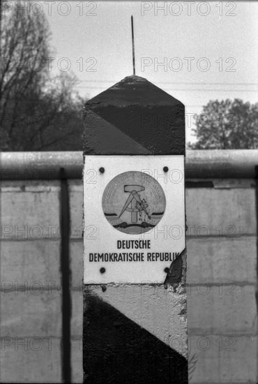 Zonal border to German Democratic Republic, GDR. near Moedlareuth 1968
