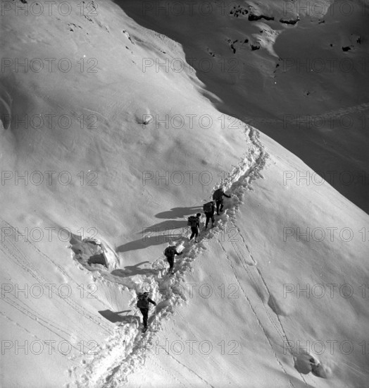 Crash of the indian airplane ""Malabar Princess"", Montblanc, rescue 1950