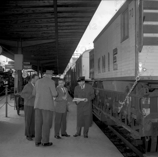 Circus Knie, Customs Check in Schaffhausen 1957