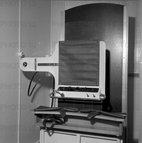 Badischer Bahnhof Basel: Medical service on the border 1957