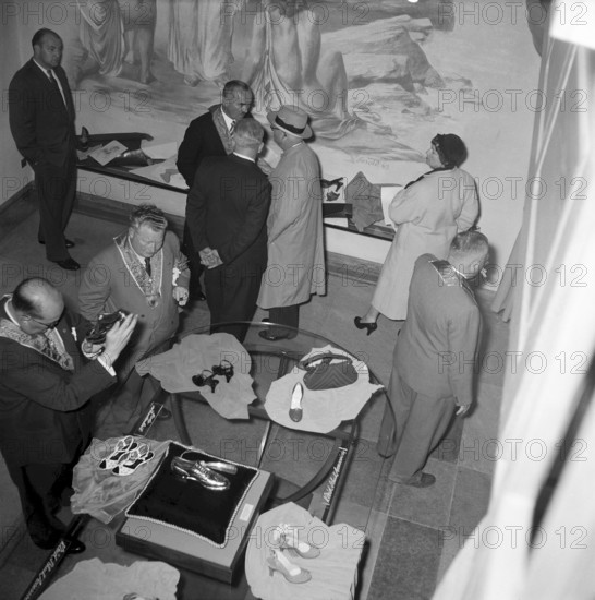 Gastronomic society ""chaine des Rotisseurs"" meeting in Schonenwerd 1954