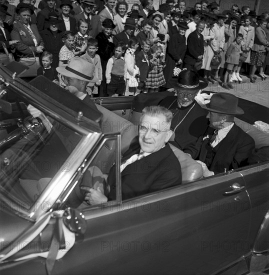 Schweizerische christlichsoziale Arbeiter- und Volksbewegung celebrating 50th anniversary, St. Gallen 1949