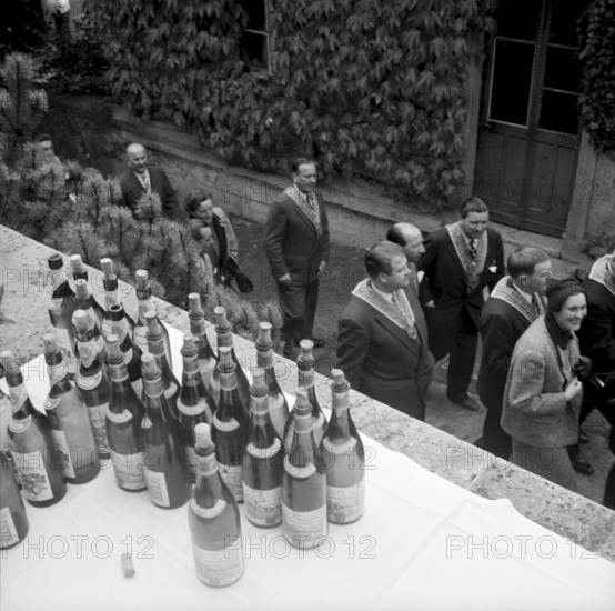 Gastronomic society ""chaine des Rotisseurs"" meeting in Schonenwerd 1954