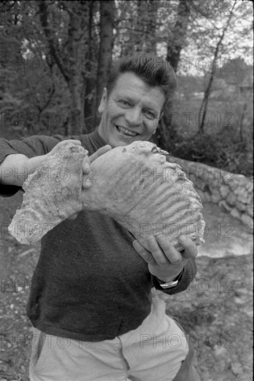 Johann Steiner, Finder finder of a mammoth tooth, Langendorf 1972