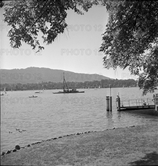 Shipping Accident at the Lake Zurich, Zurichhorn 1949: Sunken Policeboat