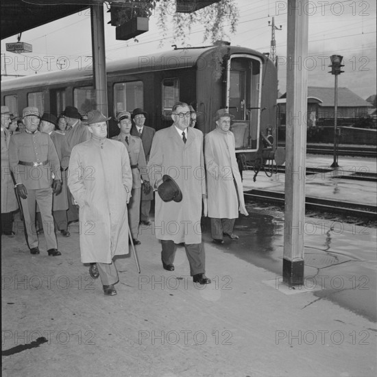 Diplomats excursion at Castle Sargans 1952: Etter, Kobelt, Petitpierre