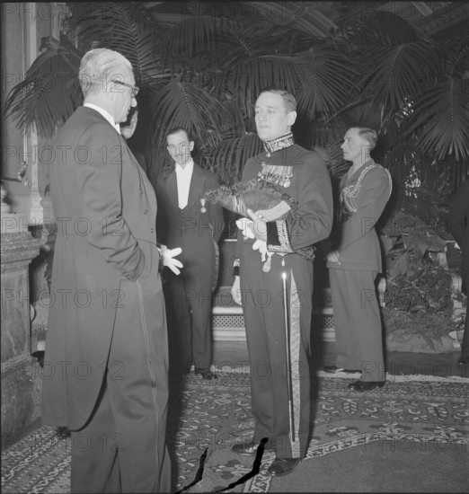 New Year reception at Federal Palace 1950: Thomas Tull (2nd right)