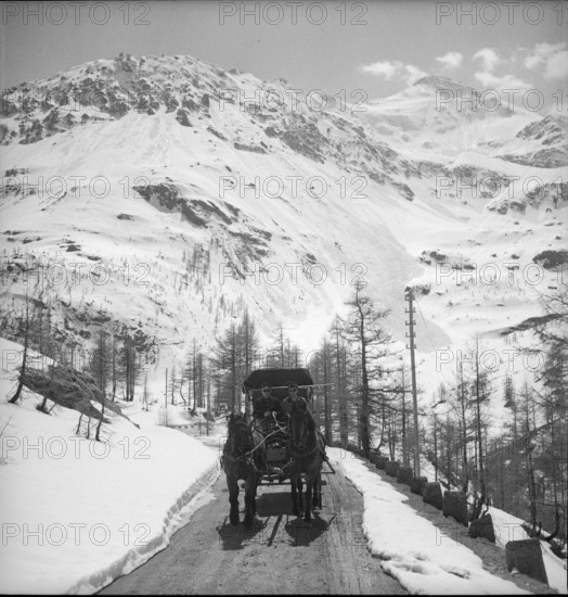 Stagecoach on the Simplon road 1948