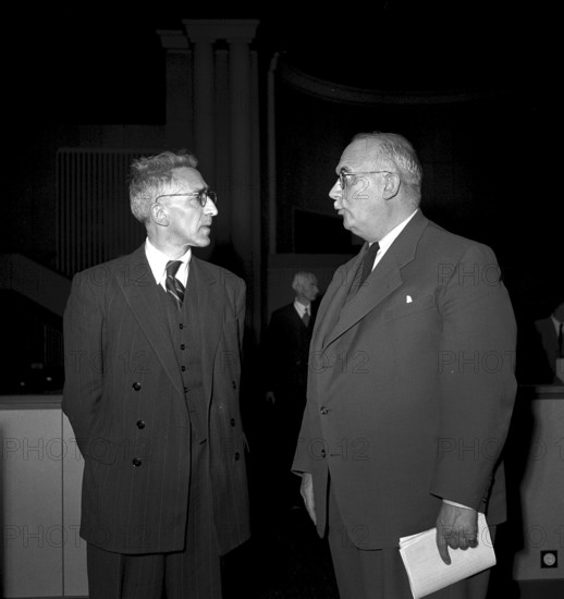 Conference relative to the Treatment of Prisoners of War, Geneva 1949: delegates from France and Canada